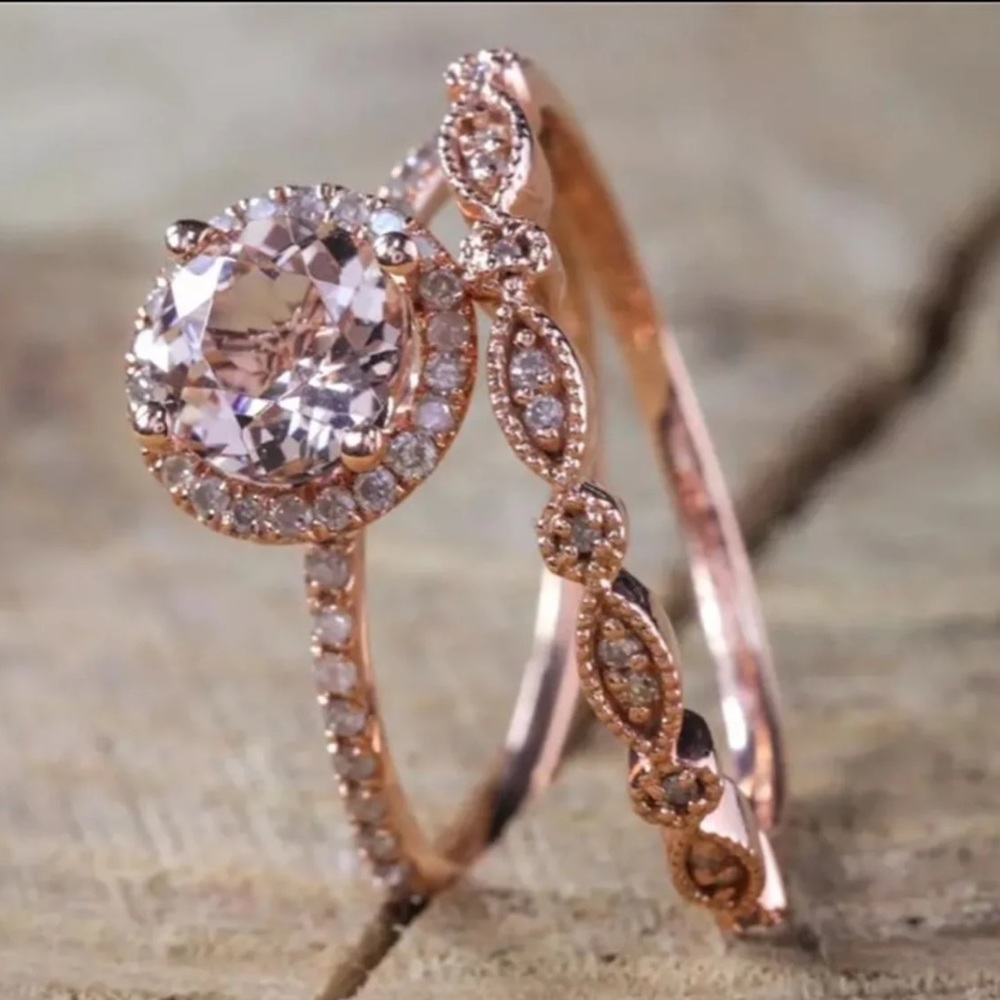 4 for $25 New! 🌟Rose Gold Engagement Set